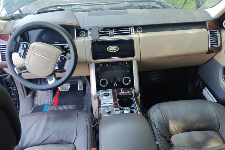Used Land Rover Range  Center Console