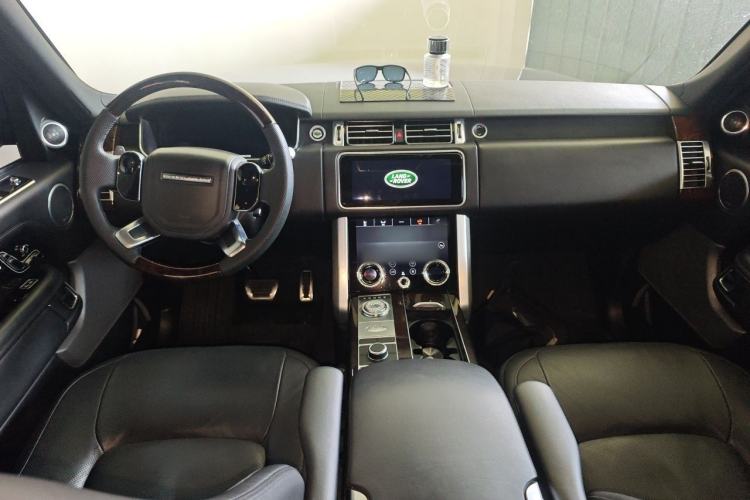 Used Land Rover Range  Center Console