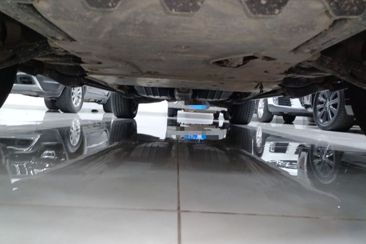 Used Land Rover Range 2020 3.0 L6 Long-Wheelbase Legacy Chassis Front