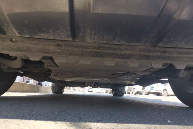 Used Land Rover Range 2020 3.0 L6 Long-Wheelbase Legacy Chassis Front