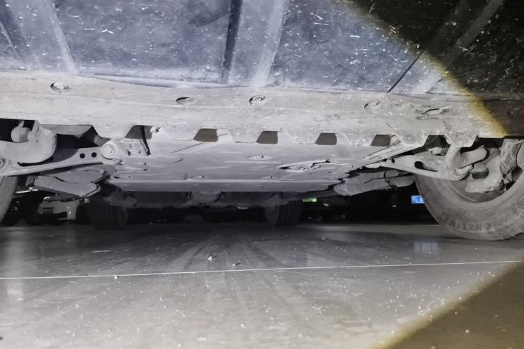 Used Land Rover Range 2020 3.0 L6 Legacy Edition Chassis Front