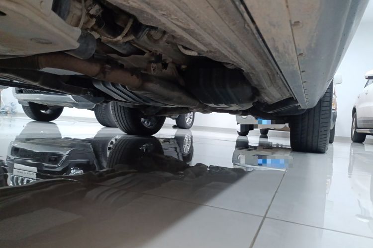Used Land Rover Range 2020 3.0 L6 Long-Wheelbase Legacy Chassis Front Left