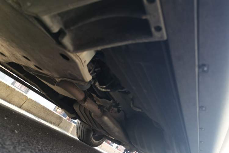 Used Land Rover Range 2020 3.0 L6 Long-Wheelbase Legacy Chassis Front Left