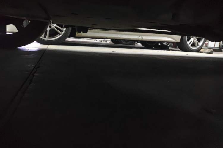 Used Land Rover Range 2020 3.0 L6 Long-Wheelbase Legacy Chassis Front Left