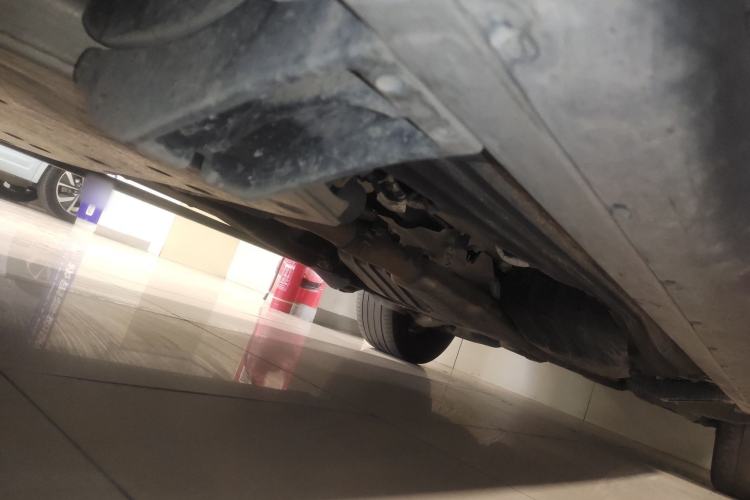 Used Land Rover Range 2020 3.0 L6 Long-Wheelbase Legacy Chassis Front Left