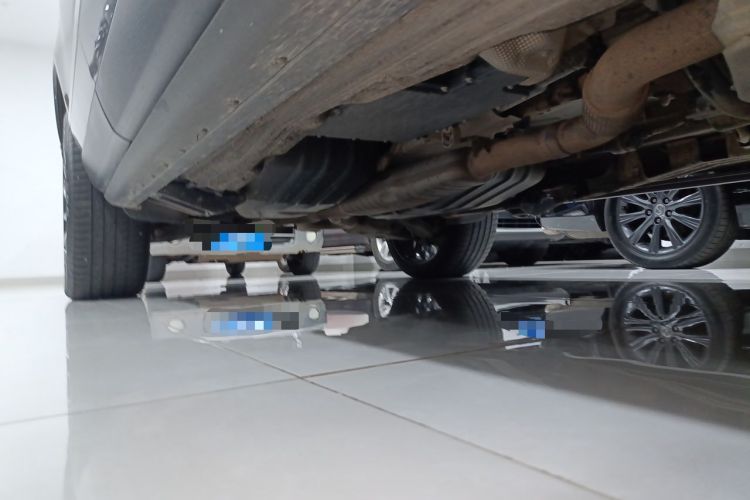 Used Land Rover Range 2020 3.0 L6 Long-Wheelbase Legacy Chassis Front Right