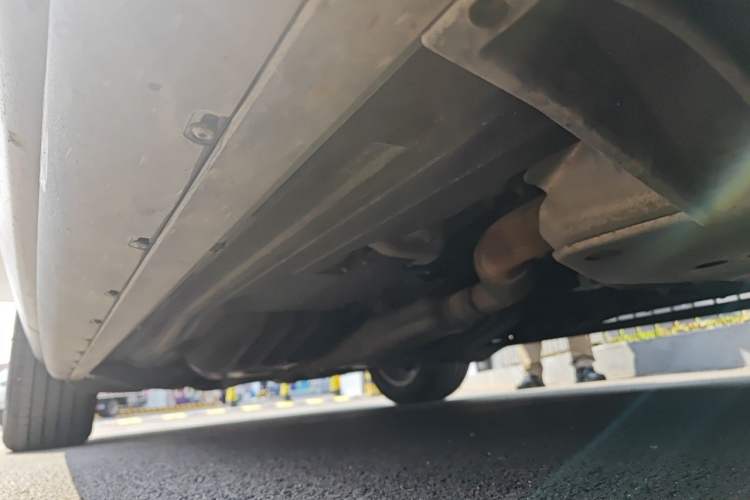 Used Land Rover Range 2020 3.0 L6 Legacy Edition Chassis Front Right