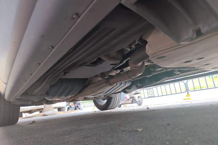 Used Land Rover Range 2020 3.0 L6 Long-Wheelbase Legacy Chassis Front Right