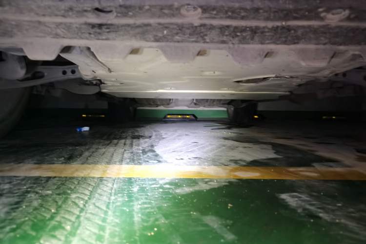 Used Land Rover Range 2020 3.0 L6 Long-Wheelbase Legacy Chassis Front