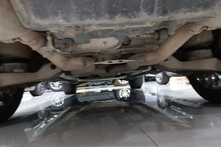 Used Land Rover Range 2020 3.0 L6 Long-Wheelbase Legacy Chassis Rear