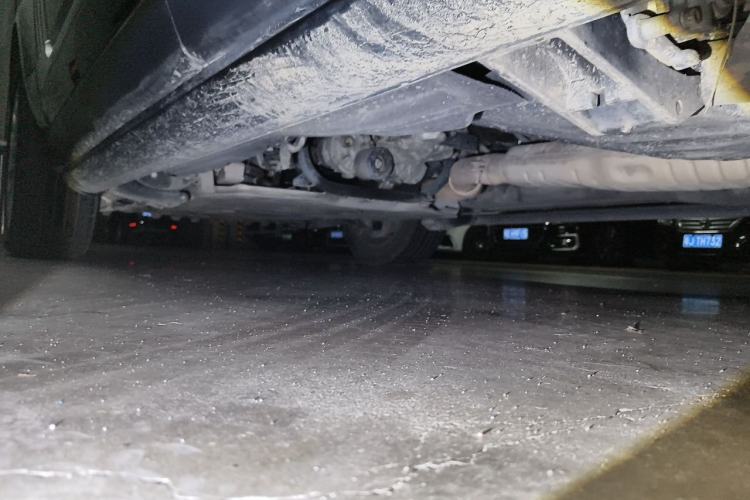 Used Land Rover Range 2020 3.0 L6 Legacy Edition Chassis Rear Left