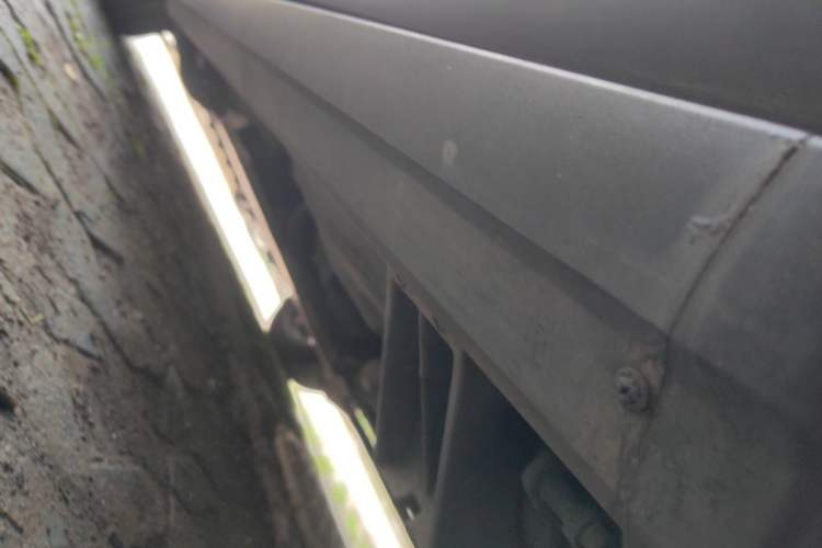 Used Land Rover Range 2020 3.0 L6 Legacy Edition Chassis Rear Left