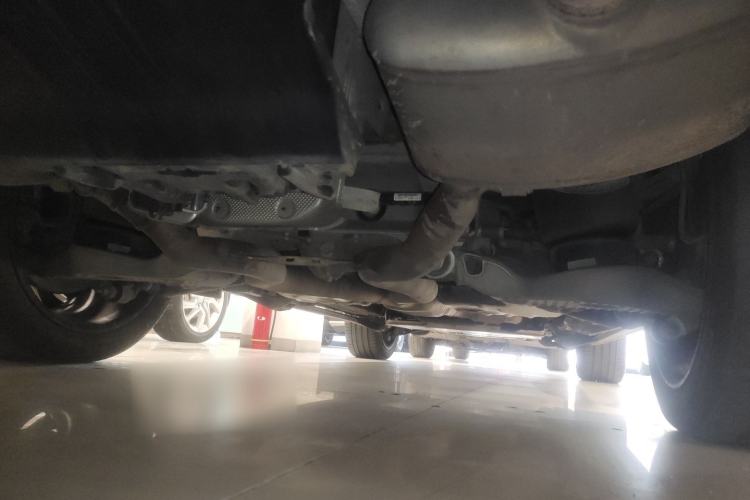 Used Land Rover Range 2020 3.0 L6 Long-Wheelbase Legacy Chassis Rear