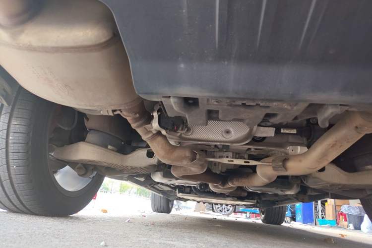 Used Land Rover Range 2020 3.0 L6 Long-Wheelbase Legacy Chassis Rear