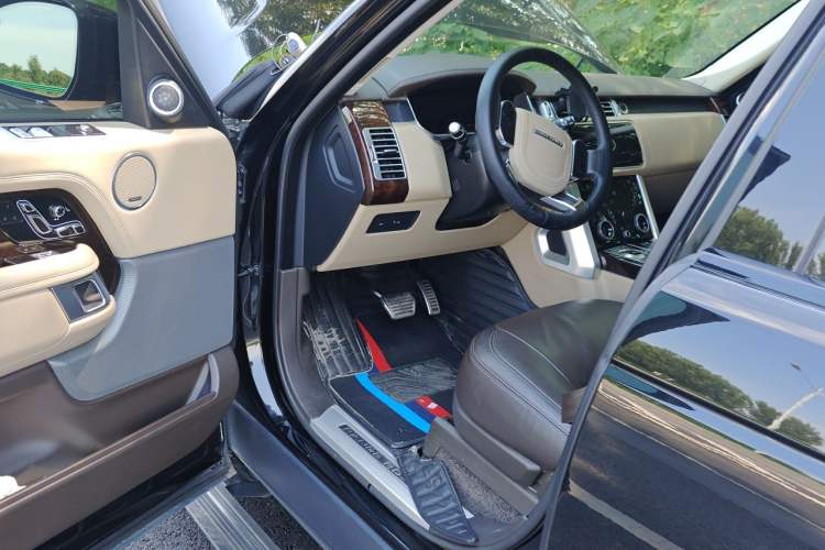 Used Land Rover Range  Driver Seat