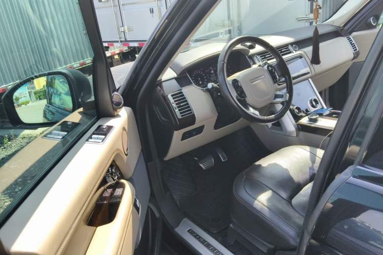 Used Land Rover Range 2020 3.0 L6 Long-Wheelbase Legacy Driver Seat