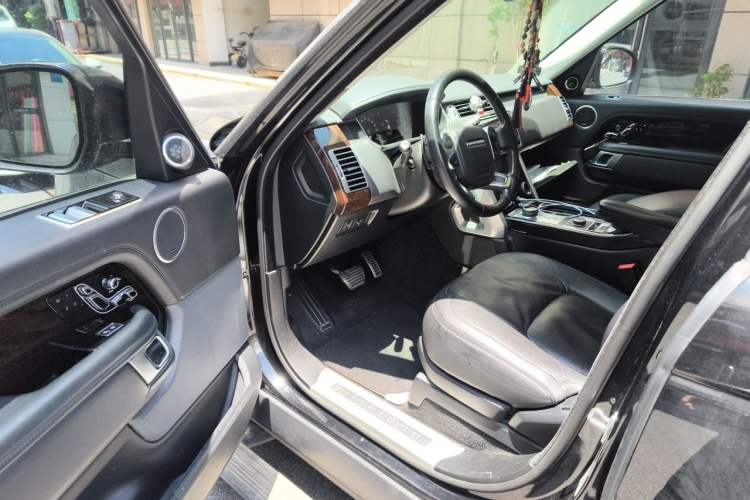 Used Land Rover Range 2020 3.0 L6 Long-Wheelbase Legacy Driver Seat