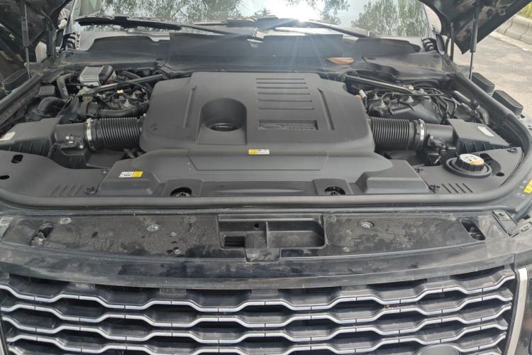 Used Land Rover Range 2020 3.0 L6 Legacy Edition Engine Bay