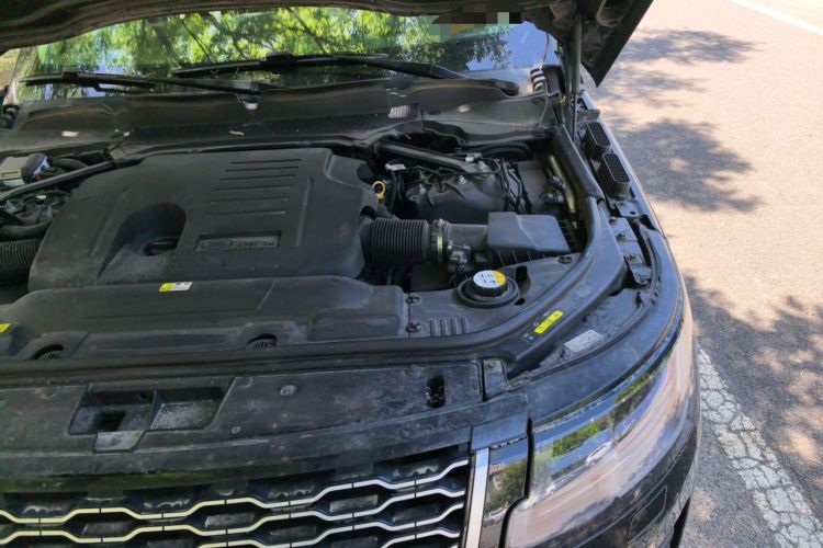 Used Land Rover Range 2020 3.0 L6 Long-Wheelbase Legacy Engine Bay Left