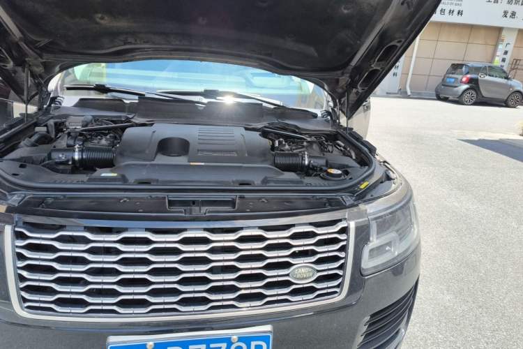 Used Land Rover Range 2020 3.0 L6 Long-Wheelbase Legacy Engine Bay Left