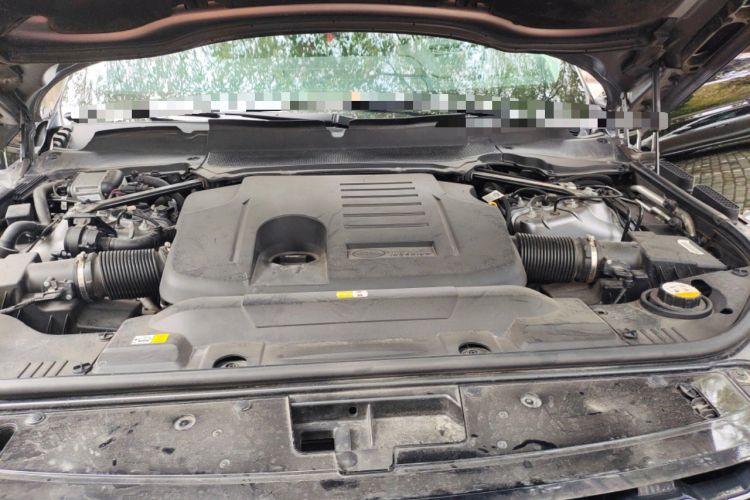 Used Land Rover Range 2020 3.0 L6 Long-Wheelbase Legacy Engine Bay