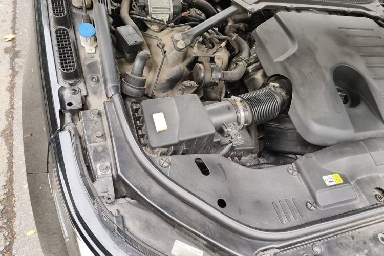 Used Land Rover Range 2020 3.0 L6 Long-Wheelbase Legacy Engine Bay Right