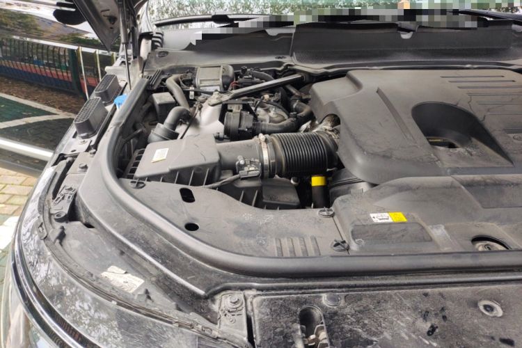 Used Land Rover Range 2020 3.0 L6 Long-Wheelbase Legacy Engine Bay Right