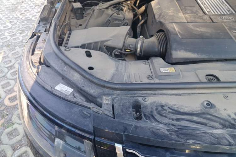 Used Land Rover Range  Engine Bay Right