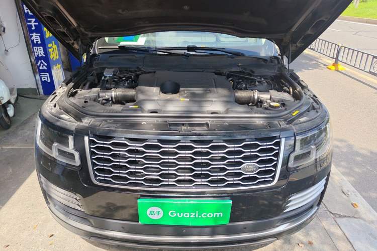 Used Land Rover Range 2020 3.0 L6 Long-Wheelbase Legacy Engine Bay