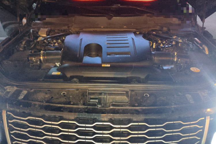 Used Land Rover Range 2020 3.0 L6 Long-Wheelbase Legacy Engine Bay
