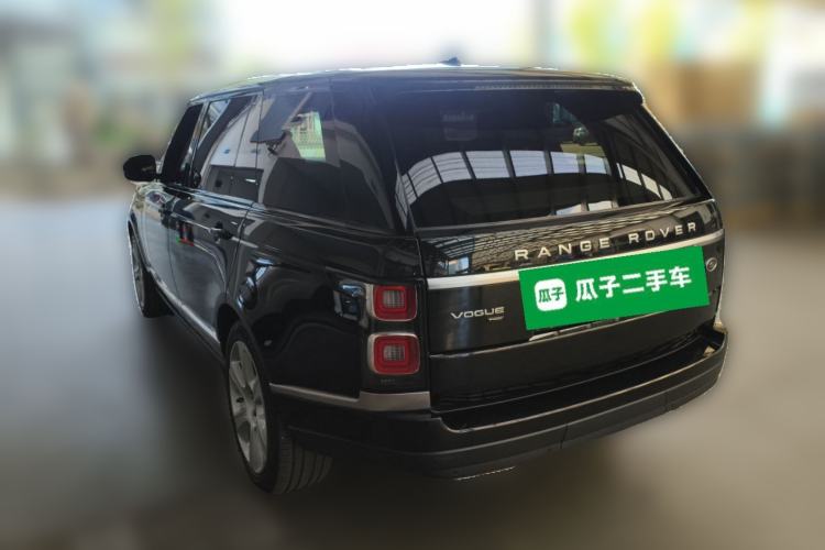 Used Land Rover Range 2020 3.0 L6 Long-Wheelbase Legacy Exterior 3