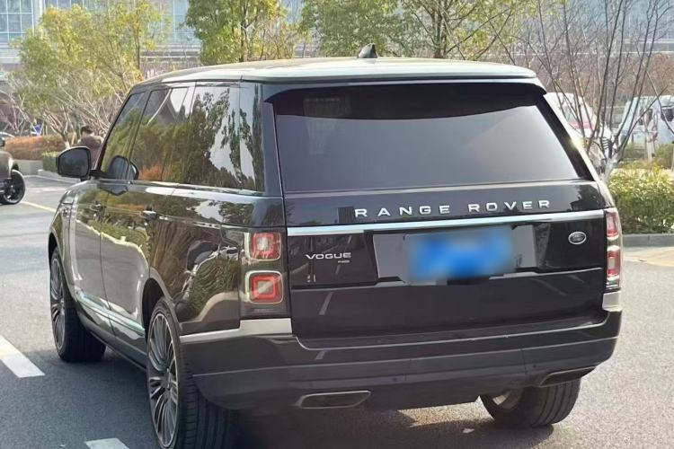 Used Land Rover Range 2020 3.0 L6 Long-Wheelbase Legacy Exterior 3