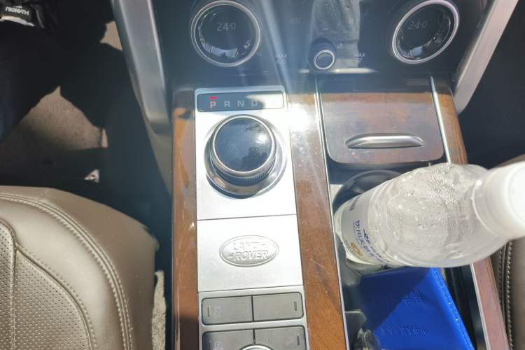 Used Land Rover Range 2020 3.0 L6 Long-Wheelbase Legacy Gear Lever