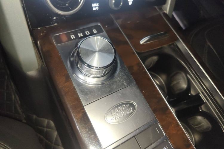 Used Land Rover Range 2020 3.0 L6 Grand Edition Gear Lever