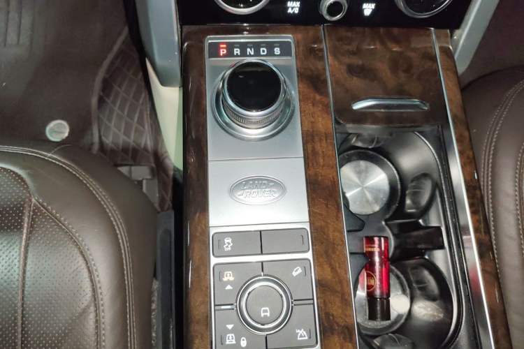 Used Land Rover Range 2020 3.0 L6 Long-Wheelbase Legacy Gear Lever