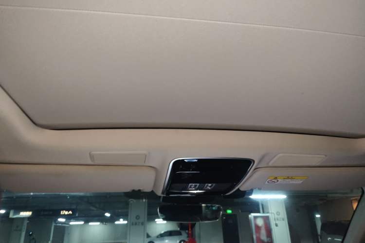Used Land Rover Range 2020 3.0 L6 Grand Edition Headliner