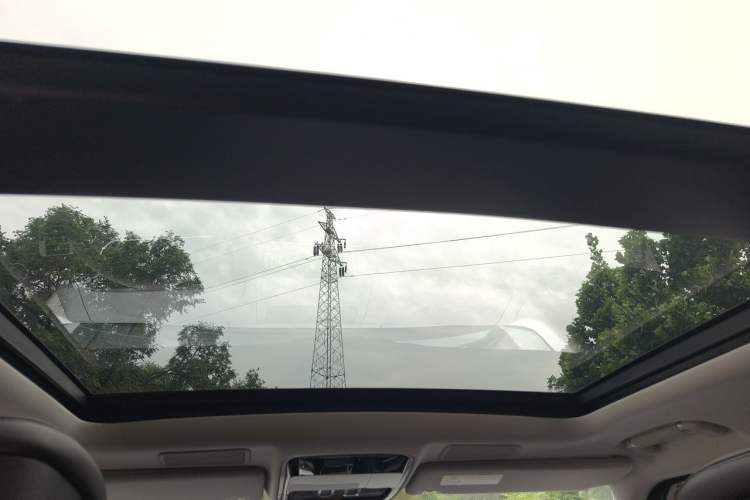 Used Land Rover Range 2020 3.0 L6 Grand Edition Headliner