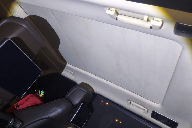 Used Land Rover Range 2020 3.0 L6 Long-Wheelbase Legacy Headliner