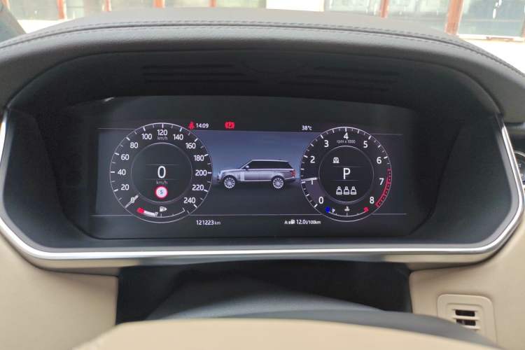 Used Land Rover Range 2020 3.0 L6 Legacy Edition Instrument Cluster