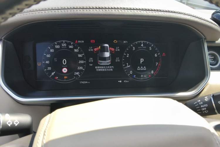 Used Land Rover Range 2020 3.0 L6 Long-Wheelbase Legacy Instrument Cluster