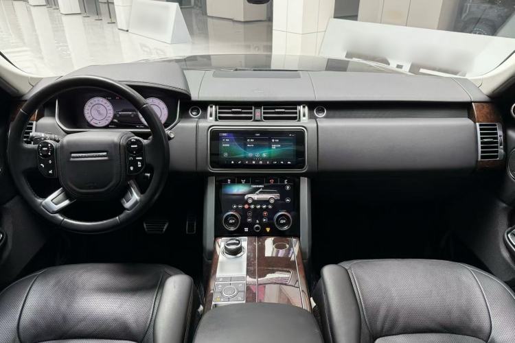 Used Land Rover Range 2020 3.0 L6 Legacy Edition Interior 1
