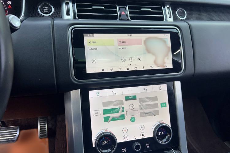 Used Land Rover Range 2020 3.0 L6 Long-Wheelbase Legacy Interior 3