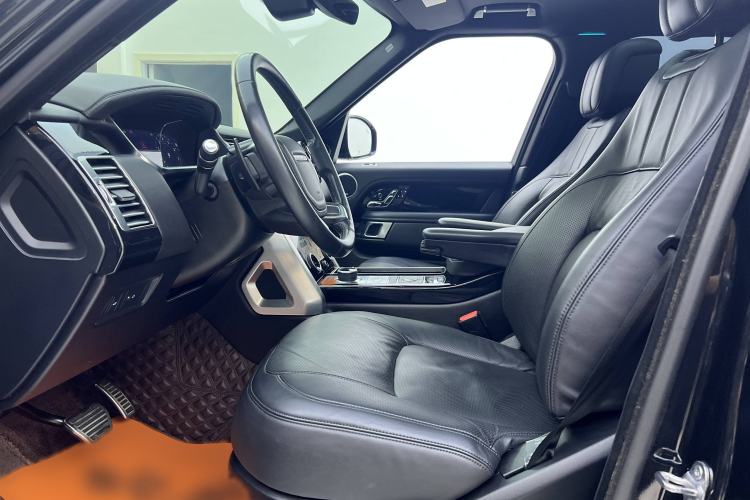 Used Land Rover Range 2020 3.0 L6 Long-Wheelbase Legacy Interior 5