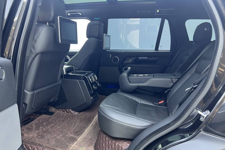 Used Land Rover Range 2020 3.0 L6 Long-Wheelbase Legacy Interior 6