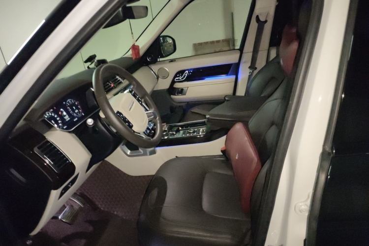 Used Land Rover Range 2020 3.0 L6 Long-Wheelbase Legacy Left Front Seat