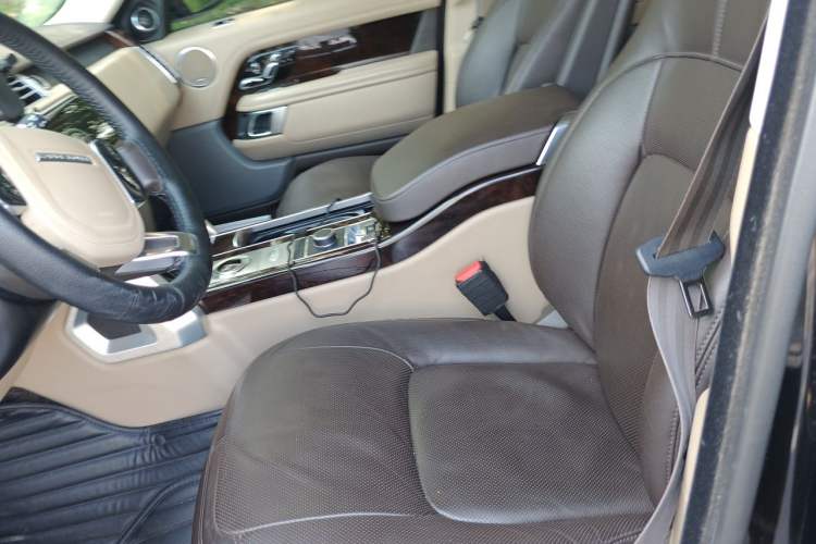 Used Land Rover Range  Left Front Seat