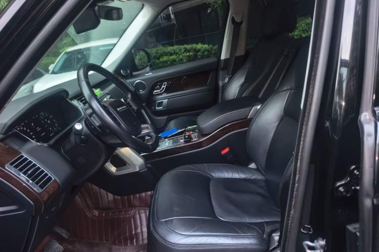 Used Land Rover Range 2020 3.0 L6 Grand Edition Left Front Seat
