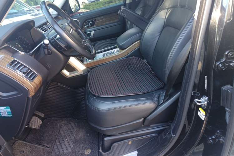 Used Land Rover Range  Left Front Seat