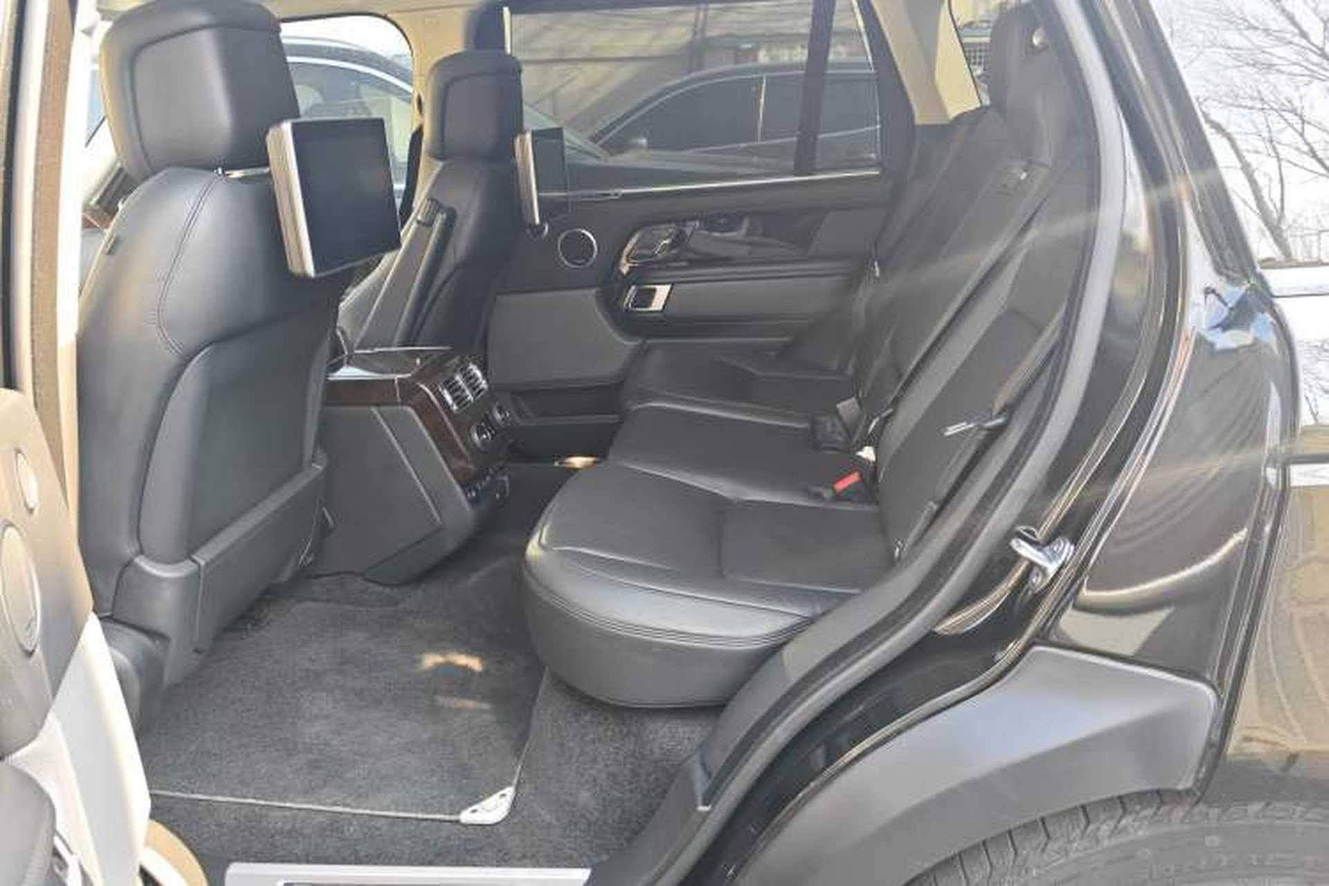 Used Land Rover Range 2020 3.0 L6 Long-Wheelbase Legacy Left Rear Seat