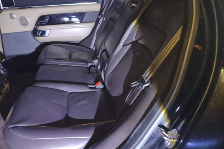 Used Land Rover Range 2020 3.0 L6 Long-Wheelbase Legacy Left Rear Seat
